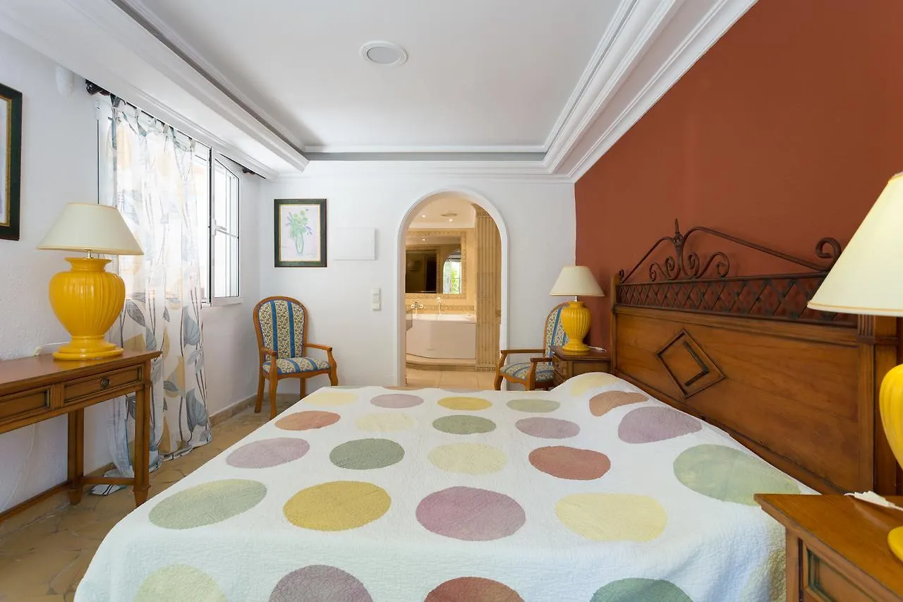 *** Aparthotel Liberty Cottage Tenerife Costa Adeje  Spagna
