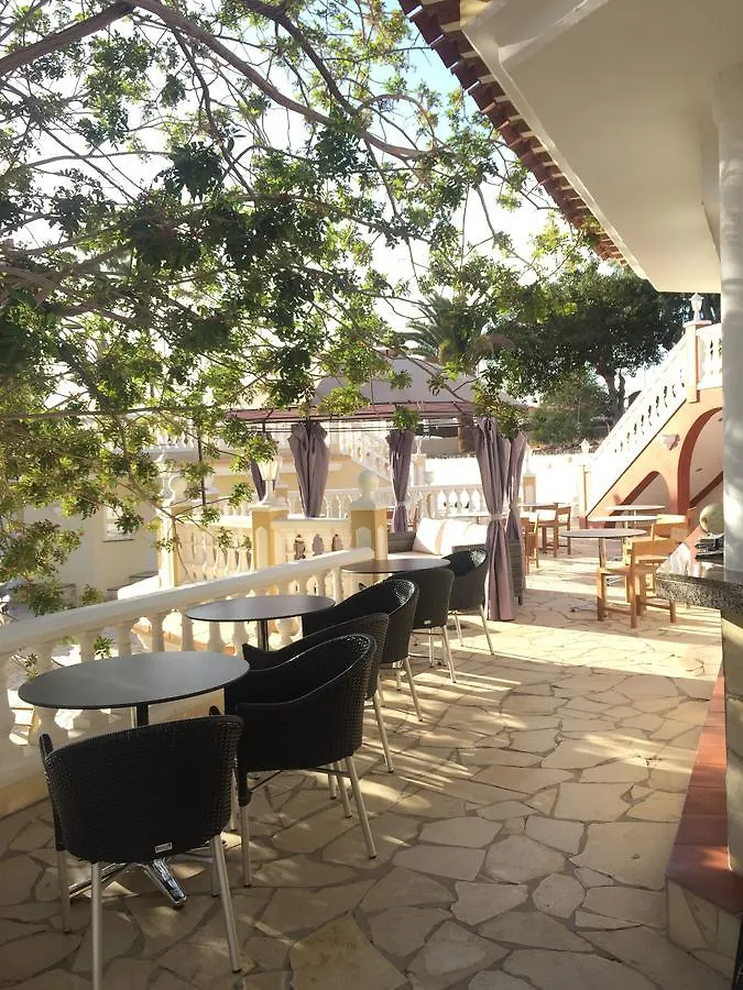 Liberty Cottage Tenerife Costa Adeje
